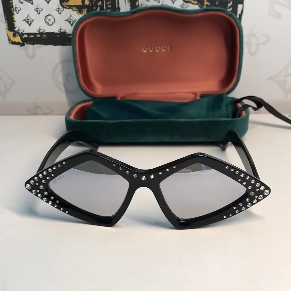 New Authentic Gucci Black Rhinestone Sunglasses. GG0496s 004 - Picture 4 of 14